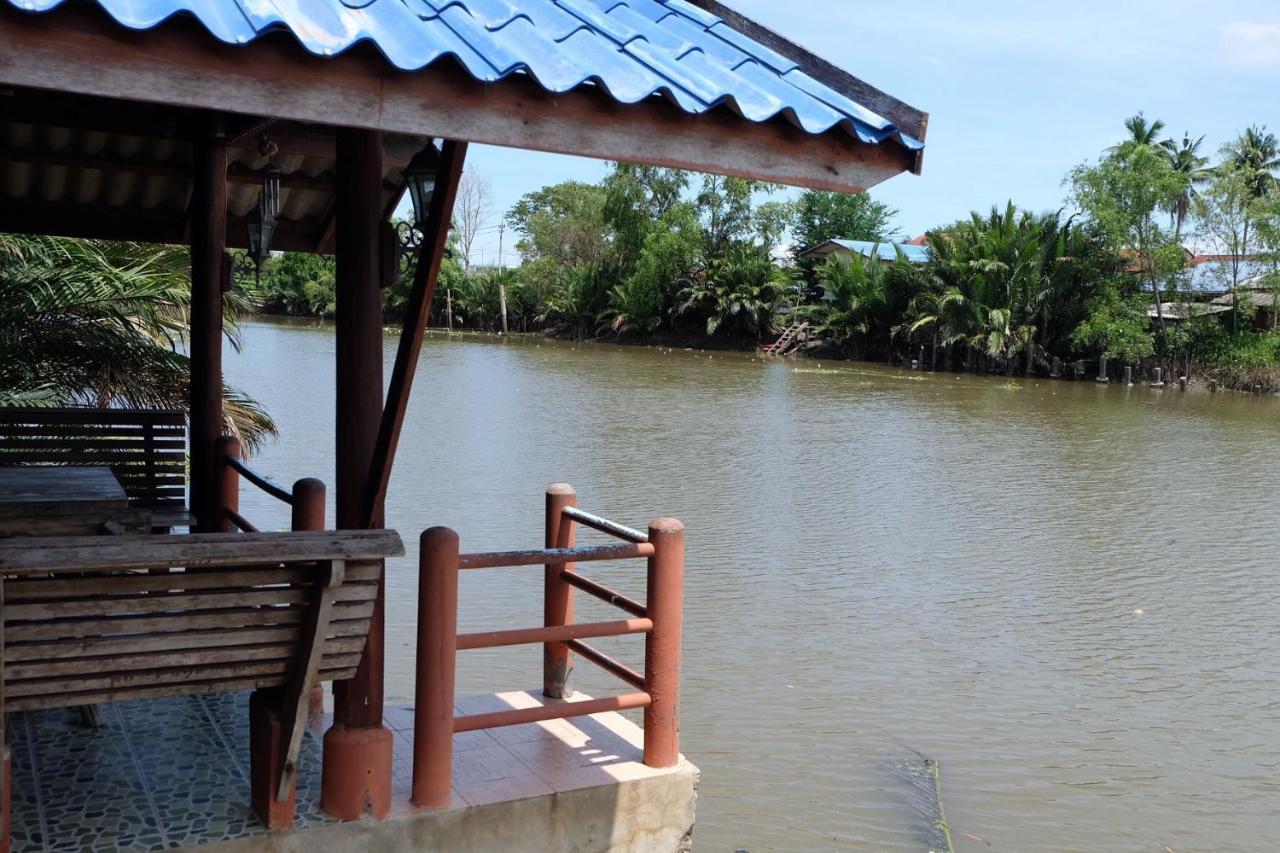 ルエンナムイェン リゾート アンパワー Samut Songkhram エクステリア 写真